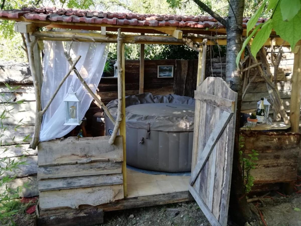 La Cabane Des Trappeurs Crepy-en-Valois Luaran gambar